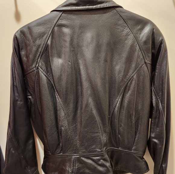 Women's leather jacket - Picture 2 of 9